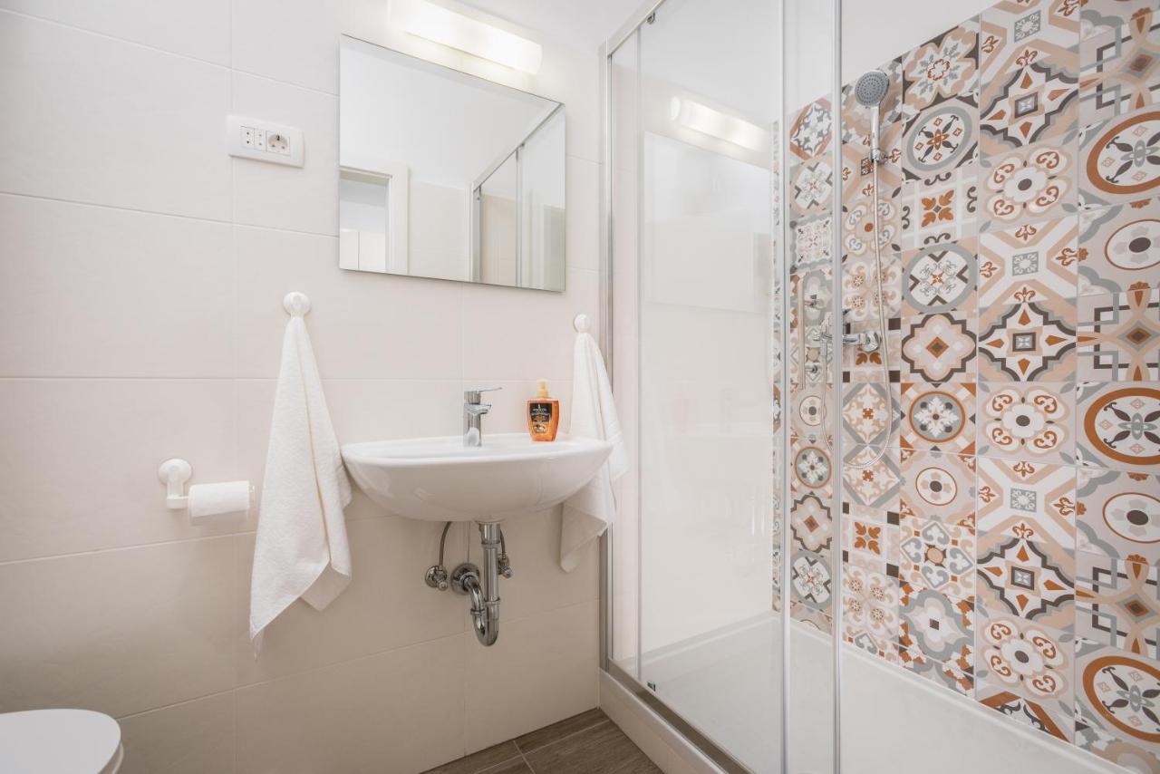 Studio Apartment Romana スプリト エクステリア 写真